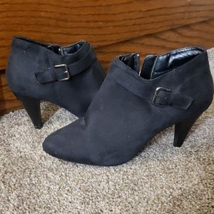 Black suede heels